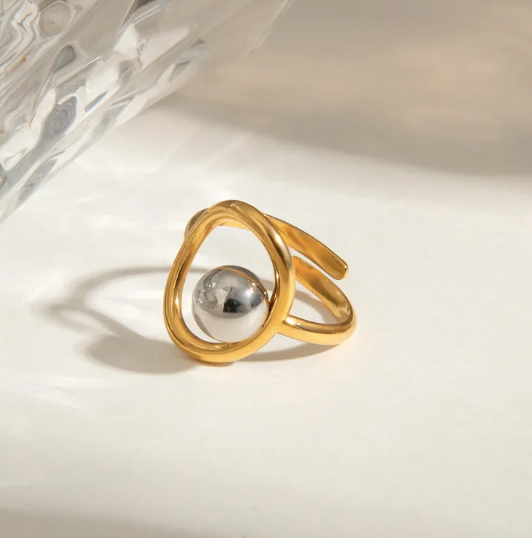 Anillo Hécate