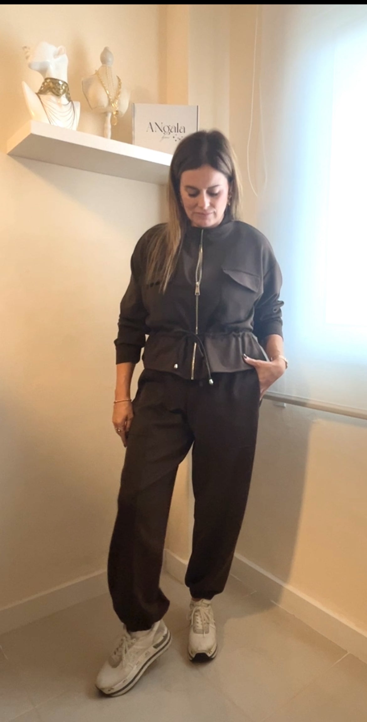 Conjunto chandal marrón