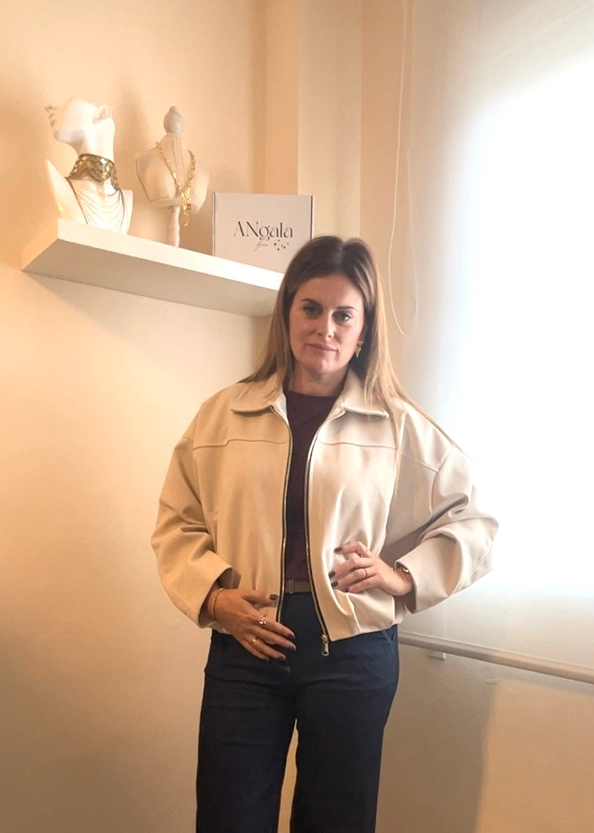 Chaqueta bomber crudo